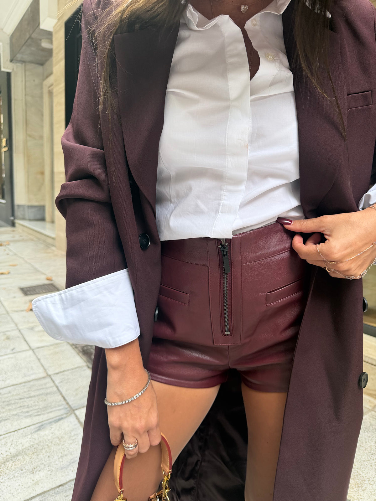 מיקרו שורט בורדו קיילי