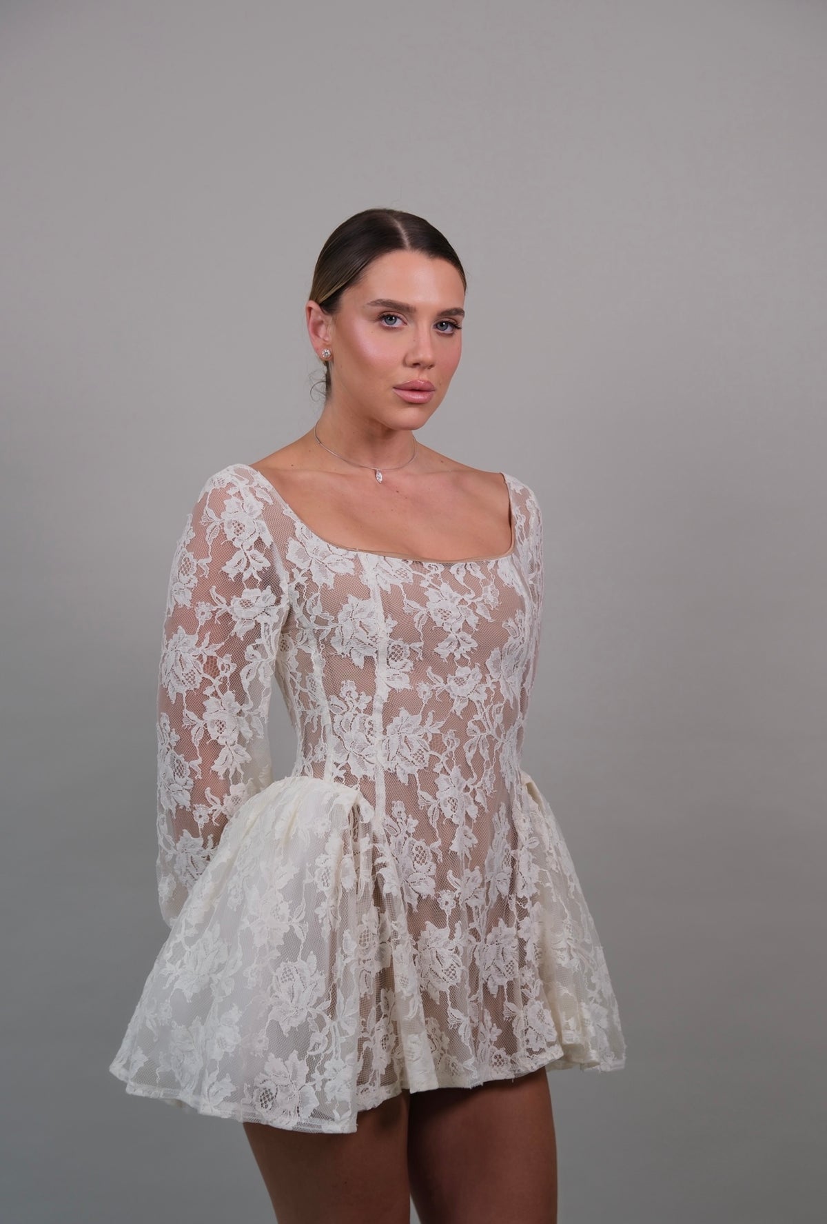 שמלת תחרה דיאן