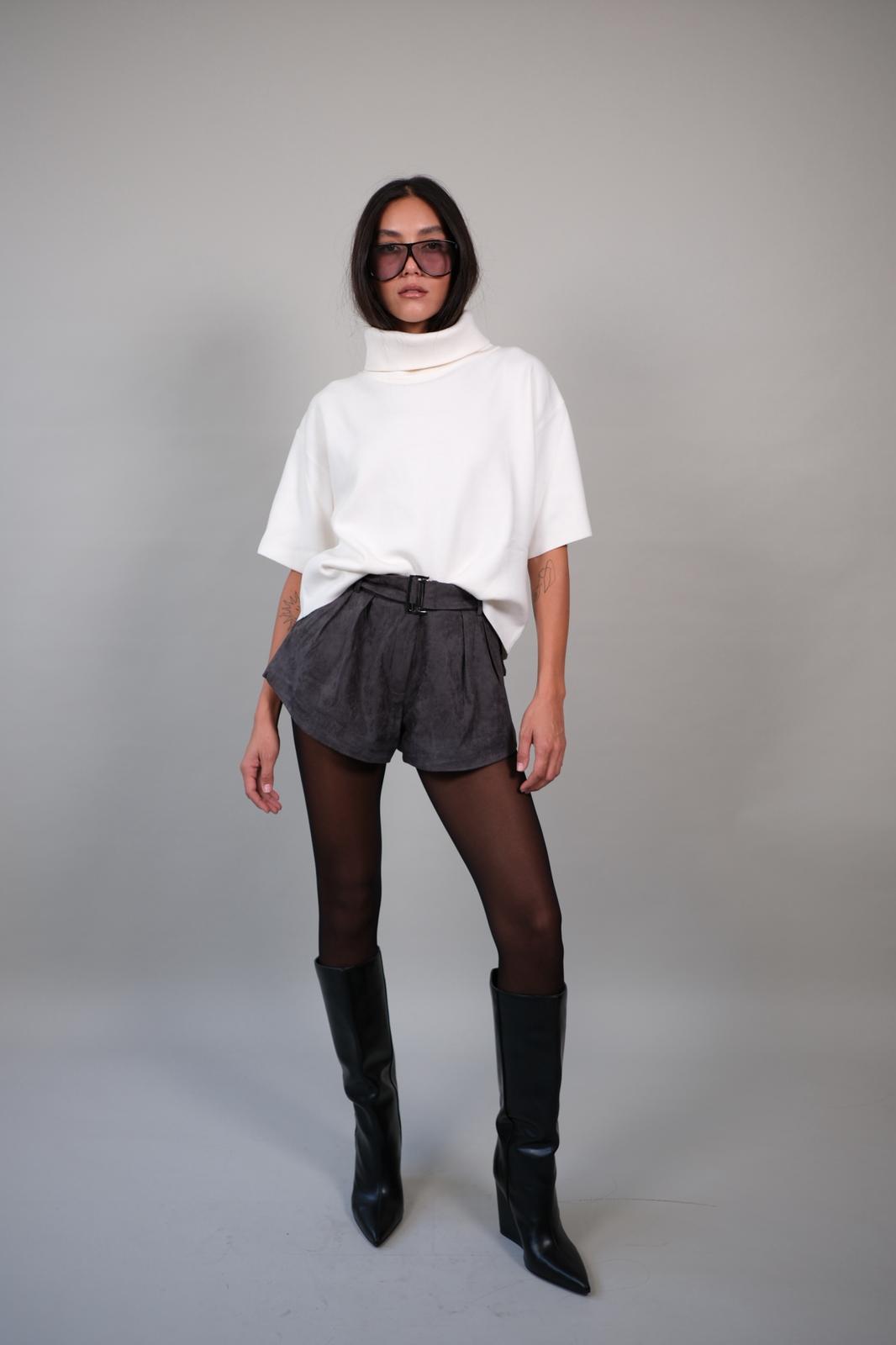 שורט אליוט אפור