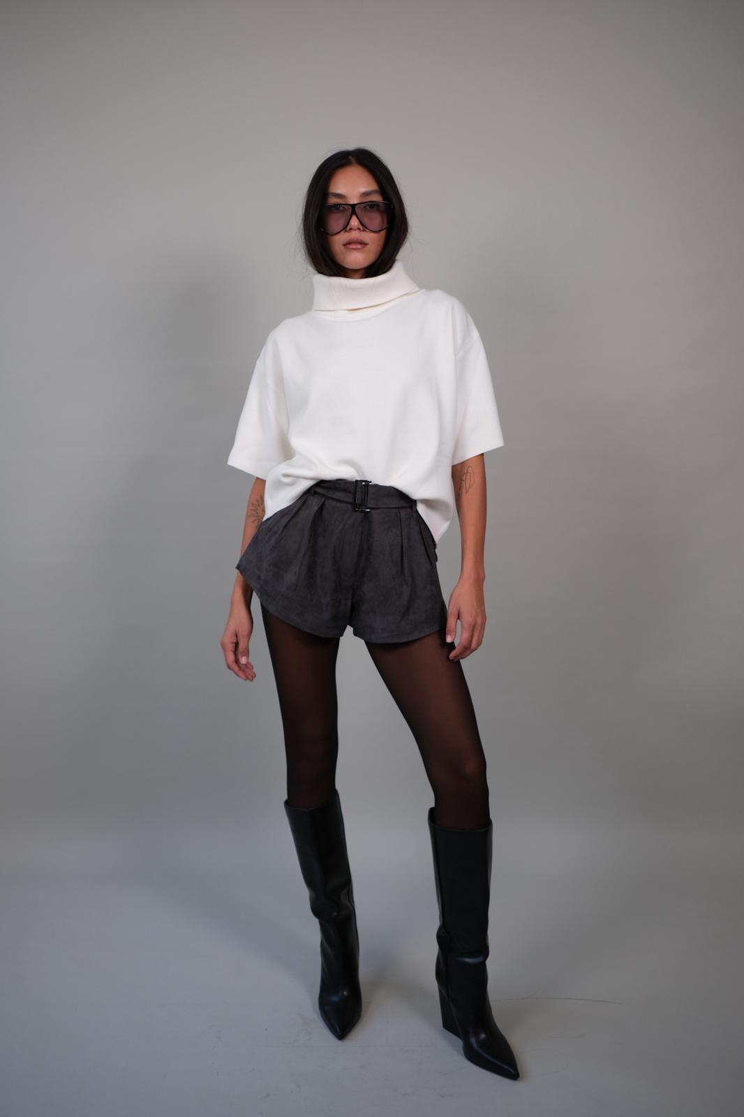 שורט אליוט אפור